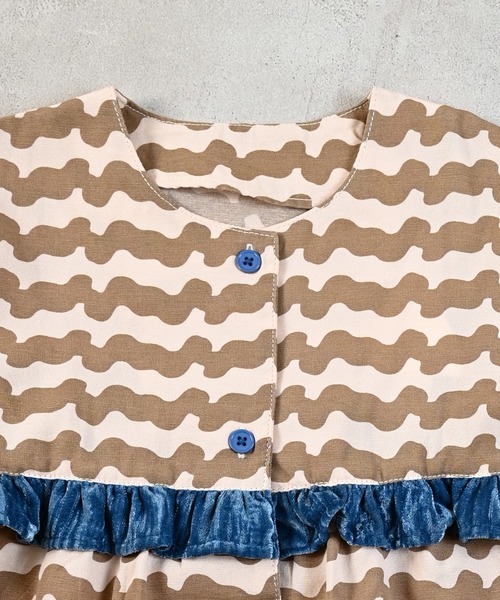 MARKEY'S（マーキーズ）の「スクエアフリル２wayブラウス（シャツ/ブラウス・キッズ・ブラック系その他/グリーン系その他/ベージュ系その他・90/100/110/120/130）」の16枚目の写真