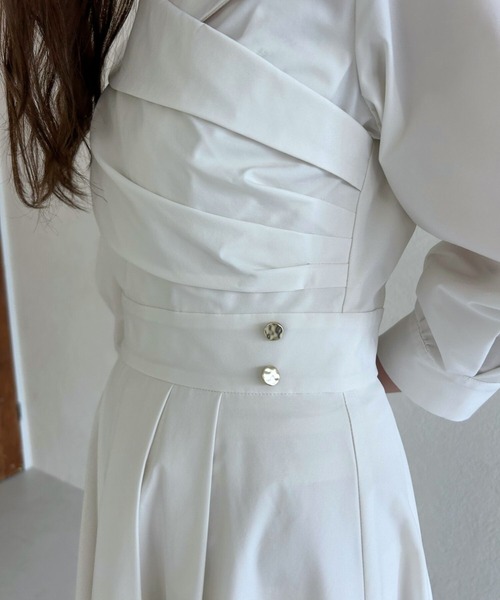 31 Sons de mode（トランテアン　ソン　ドゥ　モード）の「2025秋冬新作 カシュクールワンピース（ワンピース・レディース・グレイッシュベージュ/ブラウン/オフホワイト・S/M）」の18枚目の写真