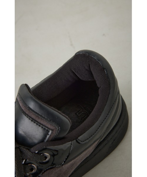 AZUL by moussy(アズールバイマウジー)の「フェイクスエードスニーカー(スニーカー・メンズ・ブラック・LARGE/MEDIUM)」の13枚目の写真