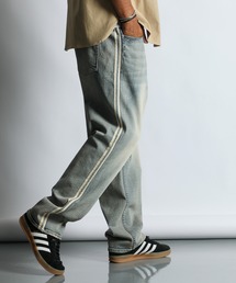 The DUFFER of ST.GEORGE(U_t@[IuZgW[W)́uGUM STRETCH DENIMvSIDE LINE WIDE JEANSFLkuKXgb` fjvTChC ChW[Y(fjpc)