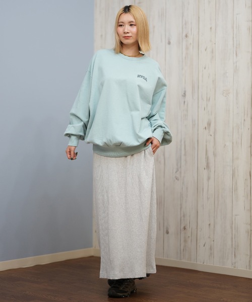 RVCA（ルーカ）の「RVCA/ルーカ スウェット クルーネックトレーナー BF044-P04（スウェット・レディース・ホワイト/ライトブルー/ブラック・M/S）」の11枚目の写真