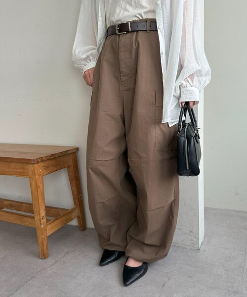 DISCOAT（ディスコート）の「【ユニセックス】ナイロンコットンパラシュートパンツ（その他パンツ・レディース・ブラウン/カーキ・MEDIUM/LARGE）」の4枚目の写真