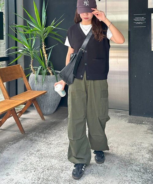 DISCOAT（ディスコート）の「【ユニセックス】ナイロンコットンパラシュートパンツ（その他パンツ・レディース・ブラウン/カーキ・MEDIUM/LARGE）」の17枚目の写真