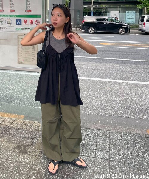 DISCOAT（ディスコート）の「【ユニセックス】ナイロンコットンパラシュートパンツ（その他パンツ・レディース・ブラウン/カーキ・MEDIUM/LARGE）」の21枚目の写真