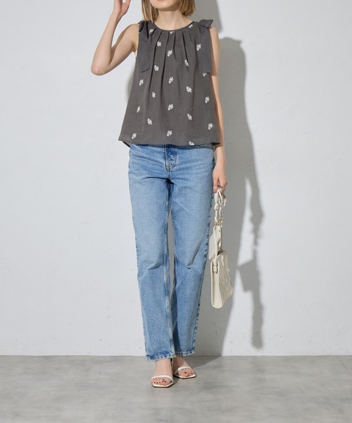 each（イーチ）の「フラワーエンブロイダリーショルダーリボンノースリブラウス【セットアップ対応】（シャツ/ブラウス・レディース・ブラック/グレー・FREE）」の17枚目の写真