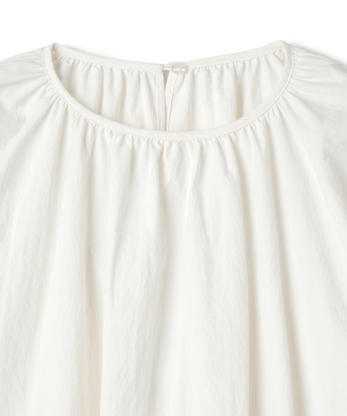 N.O.R.C(ノーク)の「撥水ギャザータックブラウス【NYLON WATER PROOF】(シャツ/ブラウス・レディース・オフホワイト/ブラック・フリー)」の21枚目の写真