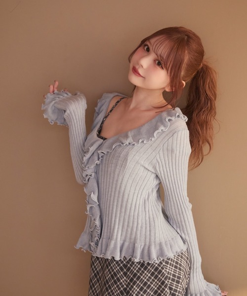 TITTY&CO.（ティティーアンドコー）の「フリルリブニット（カーディガン/ボレロ・レディース・アイボリー/ブルー/ブラック/グレー・FREE）」の17枚目の写真