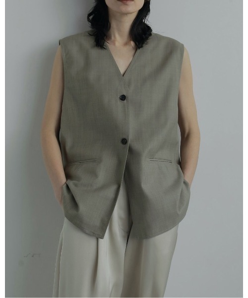 anuke（アンヌーク）の「Satin Pocket Vest（ベスト）」 - WEAR