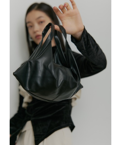 SEN TOKYO（セントーキョー）の「トライアングルミニハンドバッグ（ハンドバッグ・レディース・ブラック/レッド・FREE）」の12枚目の写真