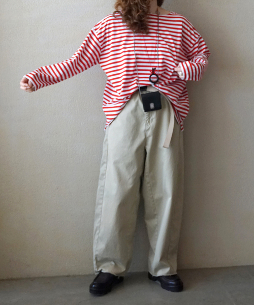 JOURNAL STANDARD LUXE(ジャーナルスタンダード ラックス)の「コットンボーダー ボートネックプルオーバー(Tシャツ/カットソー・レディース・ブラウン/レッド/ブルー・FREE)」の11枚目の写真