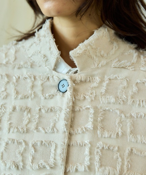 Libra Cue（リブラ キュー）の「フリンジオーバージャケット（テーラードジャケット・レディース・アイボリー/ブラック・FREE）」の5枚目の写真