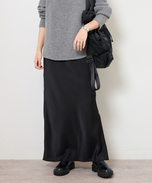 JOURNAL STANDARD relume（ジャーナルスタンダード　レリューム）の「サテンナロースカート（スカート・レディース・ブラウン/ブラック・36/38）」の12枚目の写真