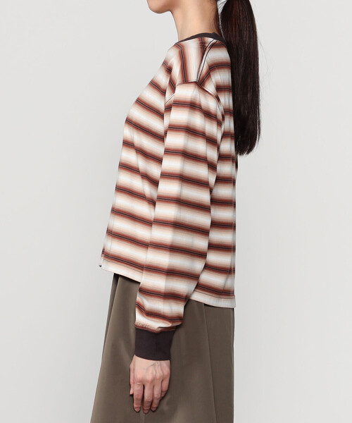 GYMPHLEX（ジムフレックス）の「Gymphlex | オンブレボーダー クルーネック長袖Tシャツ WOMEN（Tシャツ/カットソー・レディース・ブラウン系その他/グリーン系その他・12）」の11枚目の写真