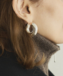 マリハmariha Innocent Lightフープピアスウェーブ Mシルバー MARIHA(マリハ) Innocent Light フープピアス ウェーブ M (シルバー