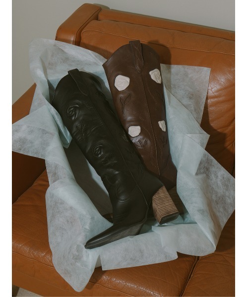 Darich(ダーリッチ)の「ローズモチーフウエスタンブーツ(ブーツ・レディース・ブラック/ブラウン・S/M/L/XL/XS)」の9枚目の写真