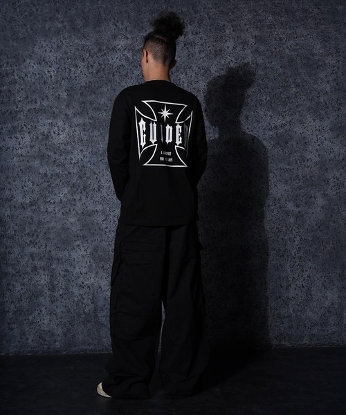 GUIDER(ガイダー)の「【GUIDER】クロス L/S Tee / Cross Long-Sleeve Tee(Tシャツ/カットソー・メンズ・ブラック/ホワイト・L/M/S)」の19枚目の写真