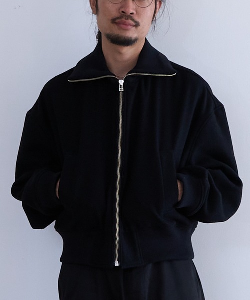 YUKI HASHIMOTO（ユウキハシモト）の「YUKI HASHIMOTO CROPPED FLIGHT 
