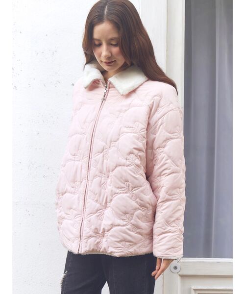 CALNAMUR（カルナムール）の「2WAYリボン＆フェイクファーキルティングコート（その他アウター・レディース・ブラック/ライトブルー/ピンク・FREE）」の22枚目の写真