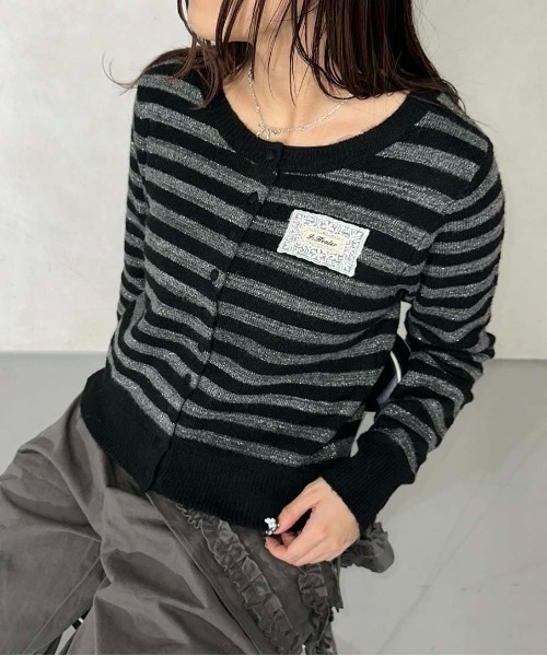 sedacle girl(セダクルガール)の「レースワッペンラメニットカーデ(カーディガン/ボレロ・レディース・ネイビー/グレー/ブラック/チャコールグレー・SMALL/MEDIUM)」の12枚目の写真