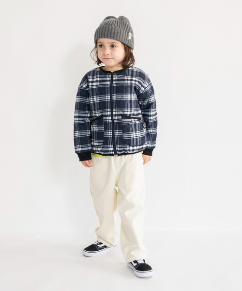 BRANSHES（ブランシェス）の「【マシンウォッシャブル】キルティング中綿ジャケット（ノーカラージャケット・キッズ・カラフル/ブラック/アイボリー・140/110/120/100/150/130/90）」の11枚目の写真