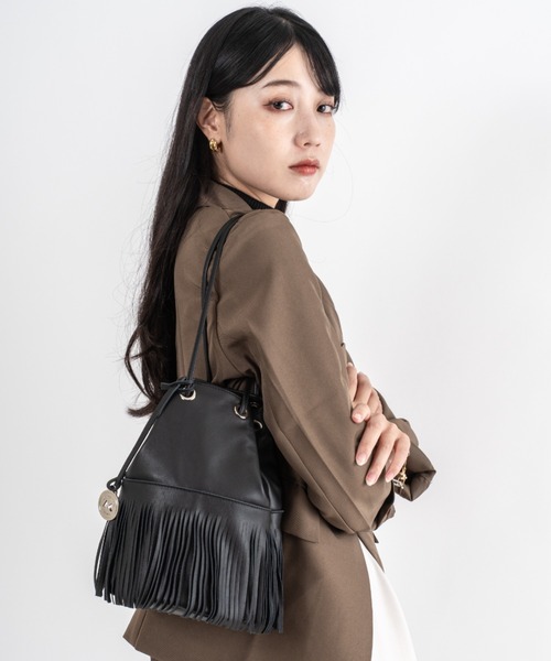 marco masi（マルコマージ）の「【MARCO MASI/マルコマージ】巾着 ショルダーバッグ バケツバッグ フリンジバッグ（ショルダーバッグ・レディース・シルバー/ブラック/アイボリー・FREE）」の12枚目の写真