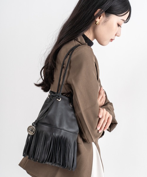 marco masi（マルコマージ）の「【MARCO MASI/マルコマージ】巾着 ショルダーバッグ バケツバッグ フリンジバッグ（ショルダーバッグ・レディース・シルバー/ブラック/アイボリー・FREE）」の14枚目の写真