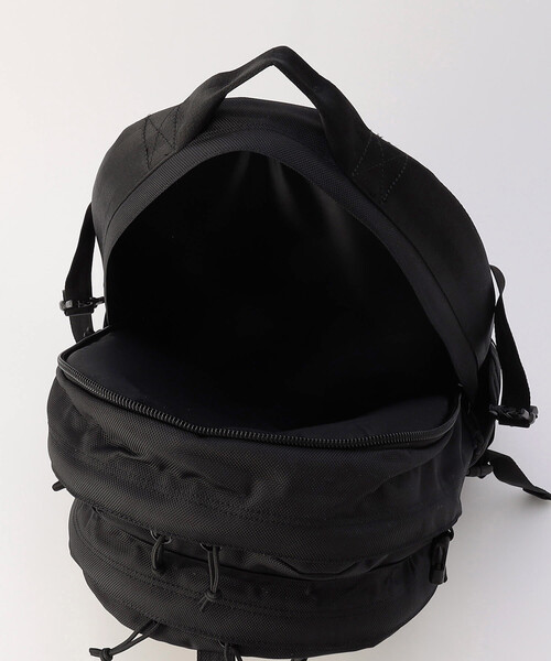 FREAK'S STORE（フリークスストア）の「限定展開 NEW ERA/ニューエラ キャリアパック 35L ブラック / 14521349（バックパック/リュック・メンズ・ブラック・ﾌﾘ-）」の5枚目の写真