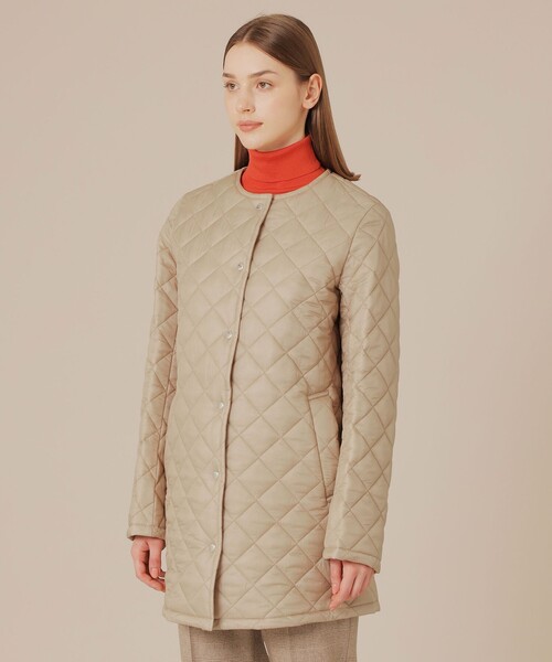 MACKINTOSH LONDON(マッキントッシュ ロンドン)の「【Precious12月号/婦人画報11月号掲載】【TilburyNocollarmiddleティルベリーノーカラーミドル】エアリーキルティングノーカラーコート(ノーカラーコート・レディース・ブラック/ワイン/ベージュ・38/40)」の10枚目の写真