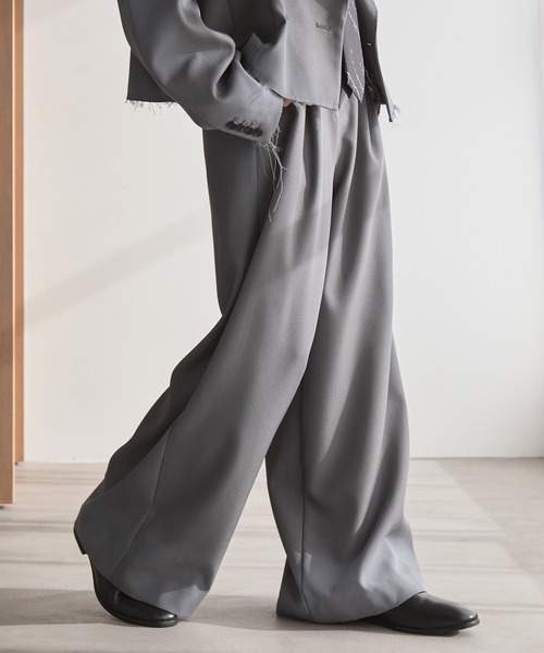 Spielio(シュピーリオ)の「【Spielio】Distressed fade design slacks/ダメージ加工フェードデザインスラックス(スラックス・メンズ・ブラック/グレー・L/M/S)」の5枚目の写真