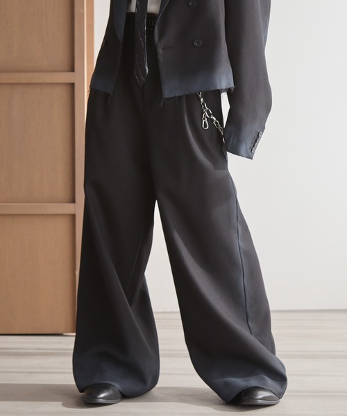 Spielio(シュピーリオ)の「【Spielio】Distressed fade design slacks/ダメージ加工フェードデザインスラックス(スラックス・メンズ・ブラック/グレー・L/M/S)」の20枚目の写真