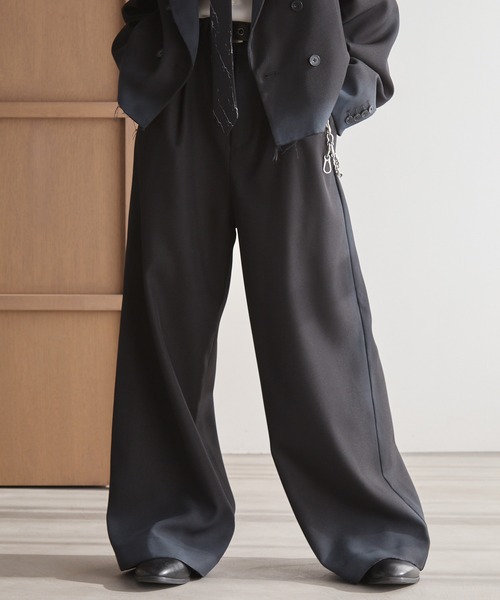 Spielio(シュピーリオ)の「【Spielio】Distressed fade design slacks/ダメージ加工フェードデザインスラックス(スラックス・メンズ・ブラック/グレー・L/M/S)」の21枚目の写真