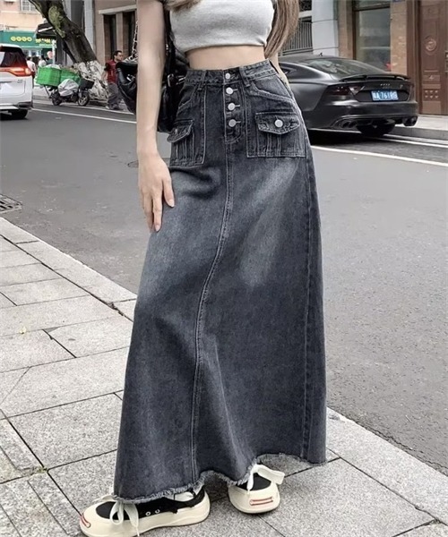 FREE STYLISTS(フリー スタイリスト)の「ハイウエスト裾フリンジロングデニムスカート(デニムスカート・レディース・ライトブラック/インディゴブルー・M/L/XS/XXL/XL/S)」の8枚目の写真