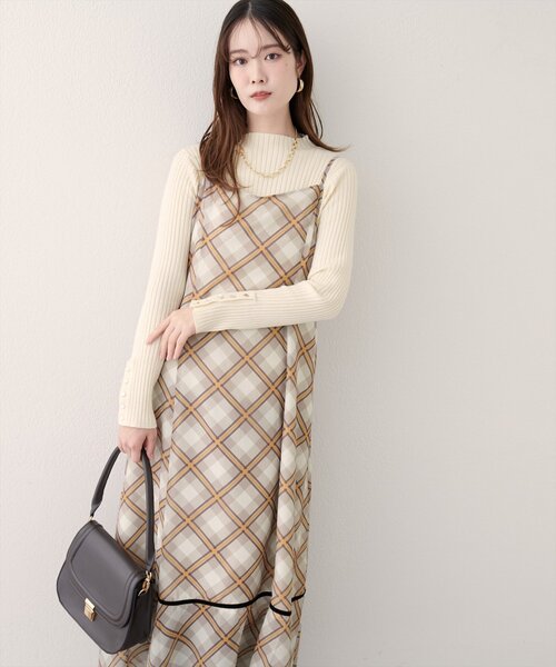 natural couture（ナチュラルクチュール）の「ベロア切り替えキャミワンピース（ワンピース・レディース・ブラウン/ブラウン系その他・FREE）」の4枚目の写真