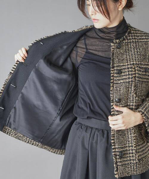 DRESSTERIOR（ドレステリア）の「グレンチェックツイードショートコート（ノーカラージャケット・レディース・キャメル・34/36/38）」の9枚目の写真