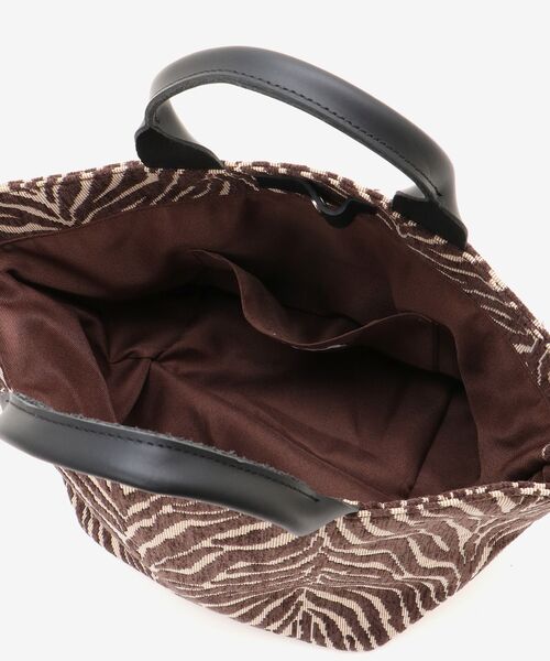 le.coeur blanc（ルクールブラン）の「ポーチ付きジャガードトート（トートバッグ・レディース・ブラック系その他/ブラウン系その他2・FREE）」の22枚目の写真