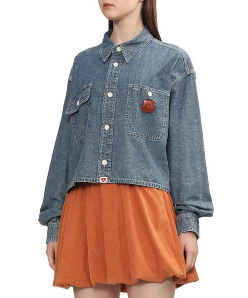 A BATHING APE（アベイシングエイプ）の「WASHED DENIM CROP SHIRT（シャツ/ブラウス・レディース・ライトインディゴブルー/インディゴブルー・FREE）」の5枚目の写真