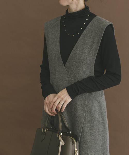 ITEMS URBANRESEARCH（アイテムズ アーバンリサーチ）の「リブタートルネックカットソー（Tシャツ/カットソー・レディース・ホワイト/マスタード/ブラック・FREE）」の4枚目の写真