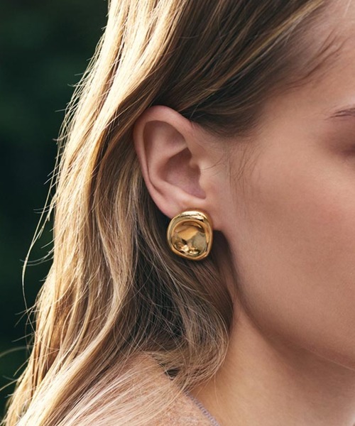 AKTE（アクテ）の「ニュアンスオーバルピアス（ピアス（両耳用）・レディース・シルバー/ゴールド・FREE）」の2枚目の写真