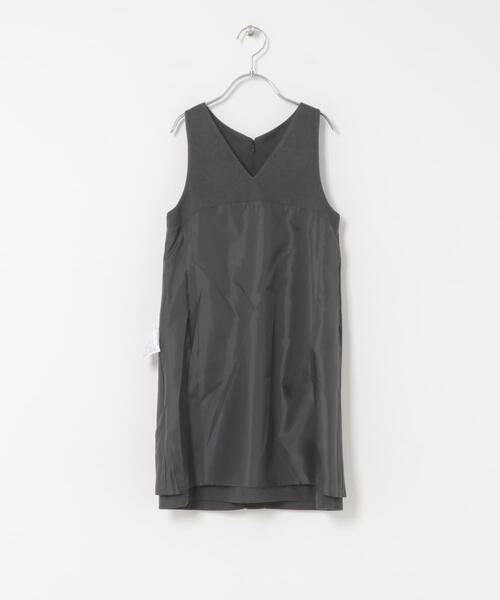 URBAN RESEARCH DOORS(アーバンリサーチドアーズ)の「『親子リンク』『UR TECH』ジャンパースカート(KIDS)(ワンピース・キッズ・ブラック/チャコールグレー・120/105/135)」の13枚目の写真