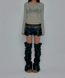 GILAARCHIVE（ギラアーカイブ）の「SHIRRING LEATHER SHORTS_BLACK（その他パンツ）」