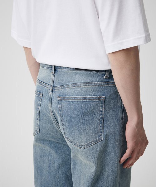 MUSINSA STANDARD（ムシンサスタンダード）の「KIPAS レギュラーフィットデニムパンツ [ライトインディゴ]（デニムパンツ・メンズ・その他・27/28/29/40/38/42/36/30/31/26/33）」の6枚目の写真
