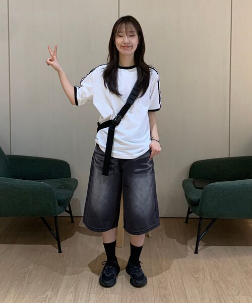 Verdnt（バーダント）の「スプレードミンゴウォッシングデニムショートパンツ[グレー]（その他パンツ・レディース・グレー・SMALL/MEDIUM/LARGE/X-LARGE）」の14枚目の写真