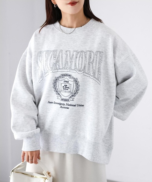 Riberry(リベリー)の「カレッジロゴ刺繍裏起毛スウェット(スウェット・レディース・ダークブラウン/チャコールグレー/オートミール・FREE)」の1枚目の写真