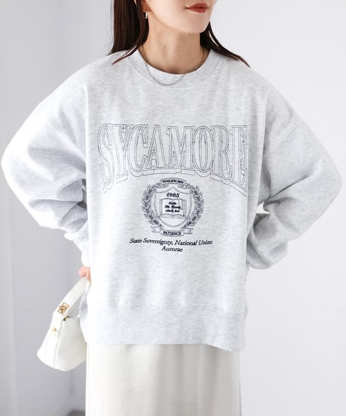 Riberry(リベリー)の「カレッジロゴ刺繍裏起毛スウェット(スウェット・レディース・ダークブラウン/チャコールグレー/オートミール・FREE)」の5枚目の写真