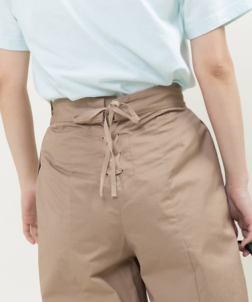 CHILD WOMAN(チャイルドウーマン)の「ツイル 後ろレースアップセーラーパンツ(その他パンツ・レディース・ベージュ/ネイビー・36/38)」の18枚目の写真
