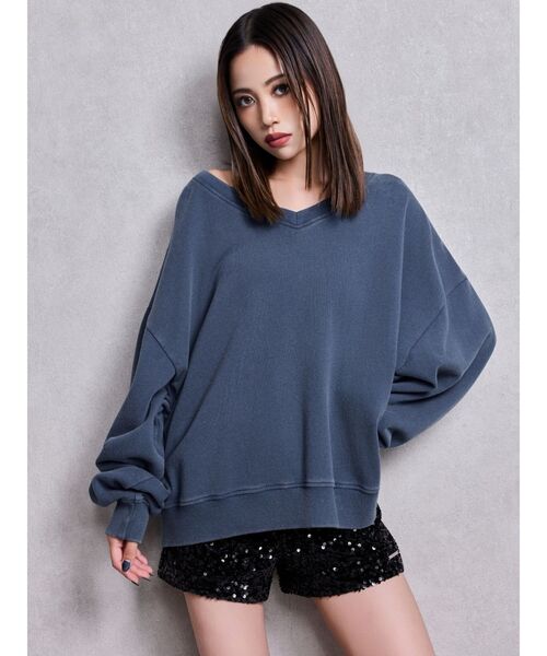 GYDA（ジェイダ）の「VネックSMIRK BUNNYスウェットトップス（スウェット・レディース・ブラック/オフホワイト/ピンク/ネイビー・FREE）」の6枚目の写真