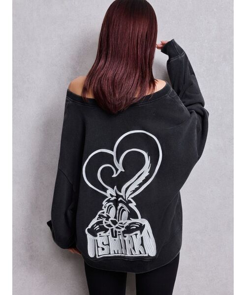 GYDA（ジェイダ）の「VネックSMIRK BUNNYスウェットトップス（スウェット・レディース・ブラック/オフホワイト/ピンク/ネイビー・FREE）」の16枚目の写真