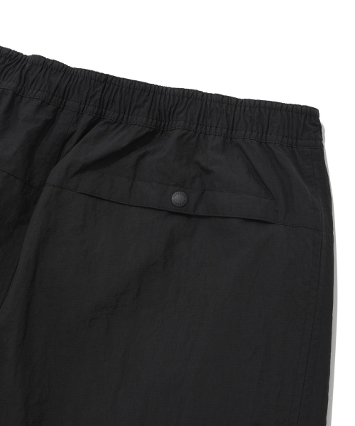 COVERNAT（カバーナット）の「トラックジョガーパンツブラック（スウェットパンツ・レディース・その他・LARGE/MEDIUM/SMALL/X-LARGE/X-SMALL/XX-LARGE）」の8枚目の写真