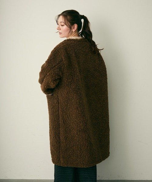 Lunea（ルネア）の「ダブルボタンロングボアコート（その他アウター・レディース・ベージュ/ブラック/ブラウン・FREE）」の4枚目の写真