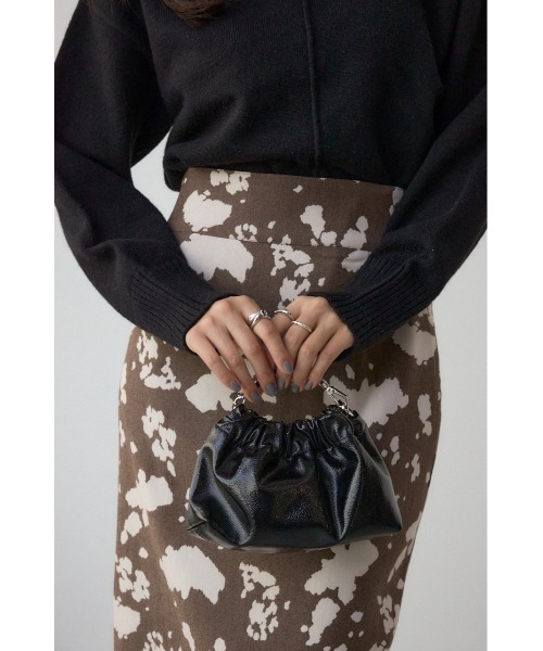 AZUL by moussy(アズールバイマウジー)の「メタルチェーンポシェットバッグ(ショルダーバッグ・レディース・ブラック/ブラウン系その他/シルバー/マジェンタ・FREE)」の8枚目の写真